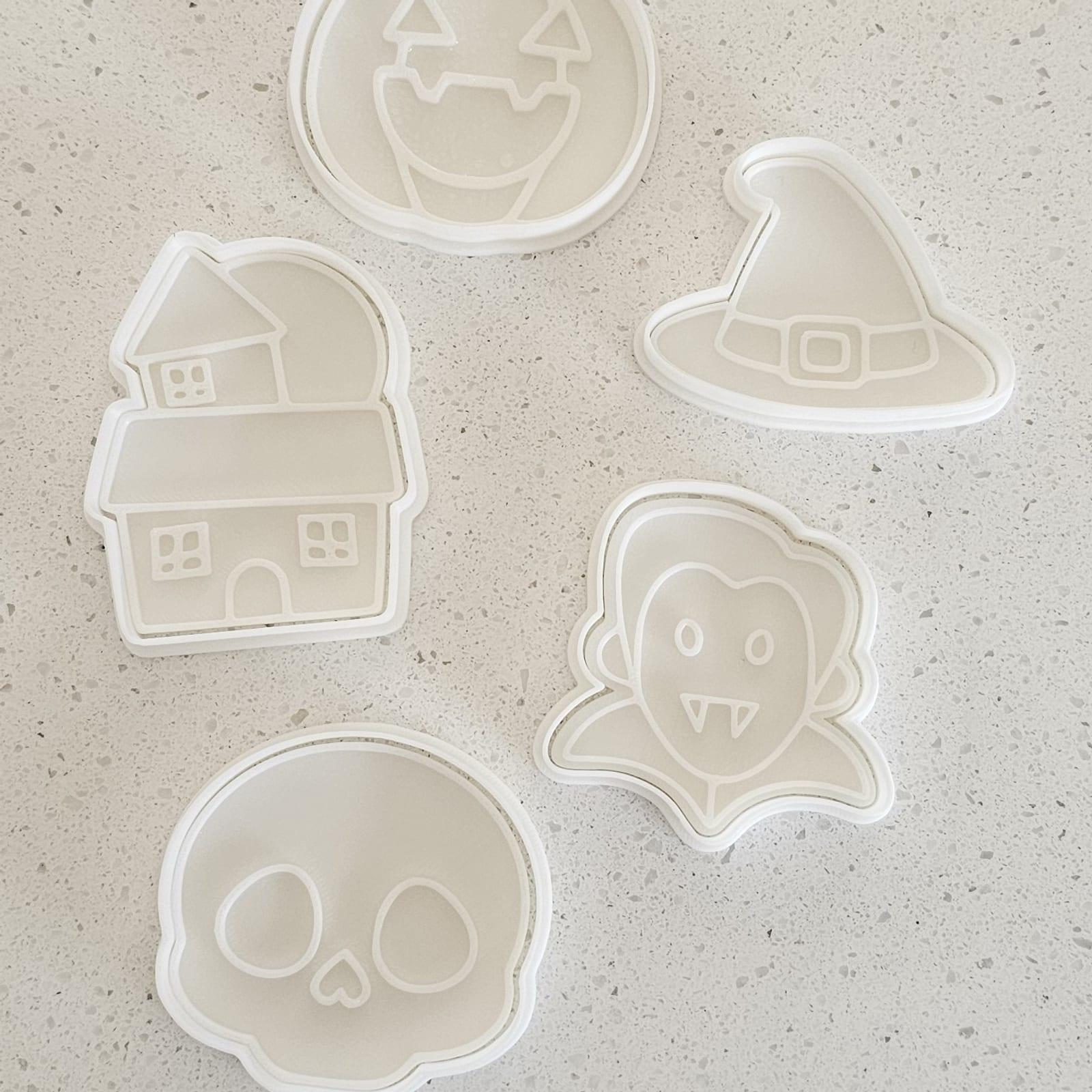 Halloween Set of Five, a 3D-printed cookie cutter